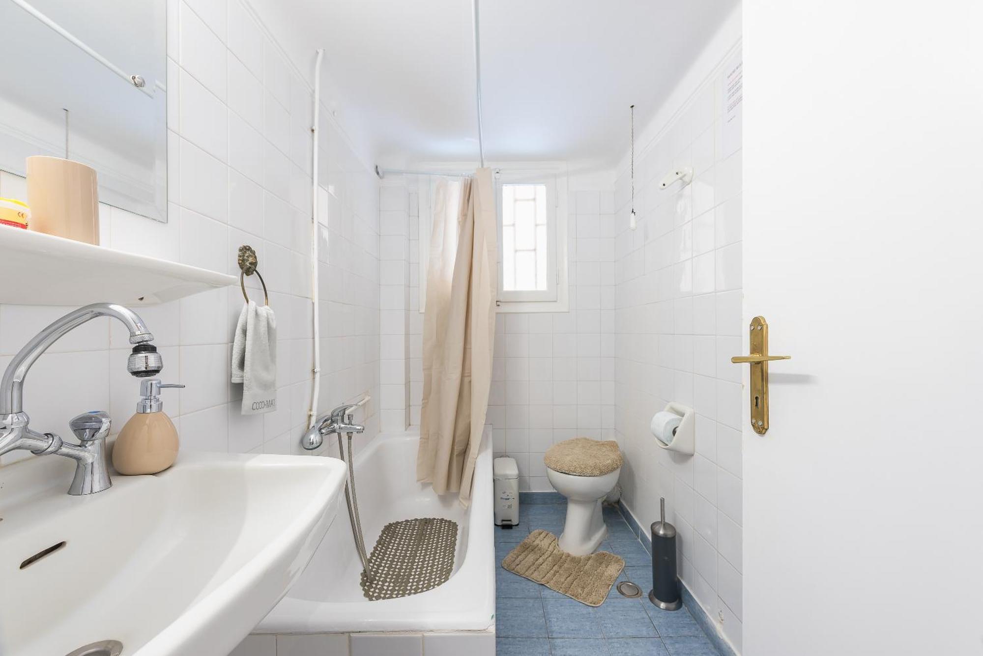 Private Rooms Athens - Shared Bathroom Rom bilde